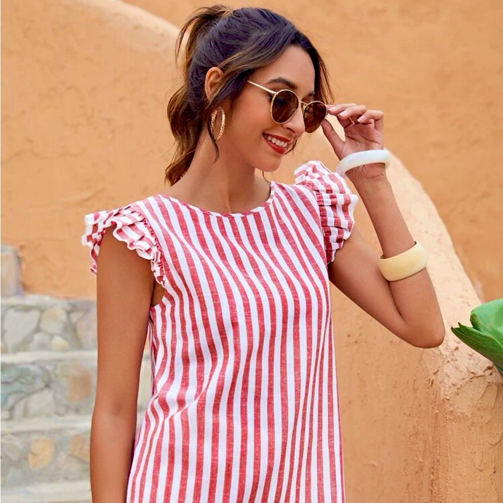 NEW Top ๐ - Picture 3 of 13